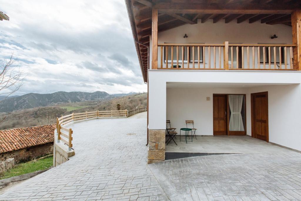 Tiu Enrique 3 Apartment Cangas de Onis Exterior photo